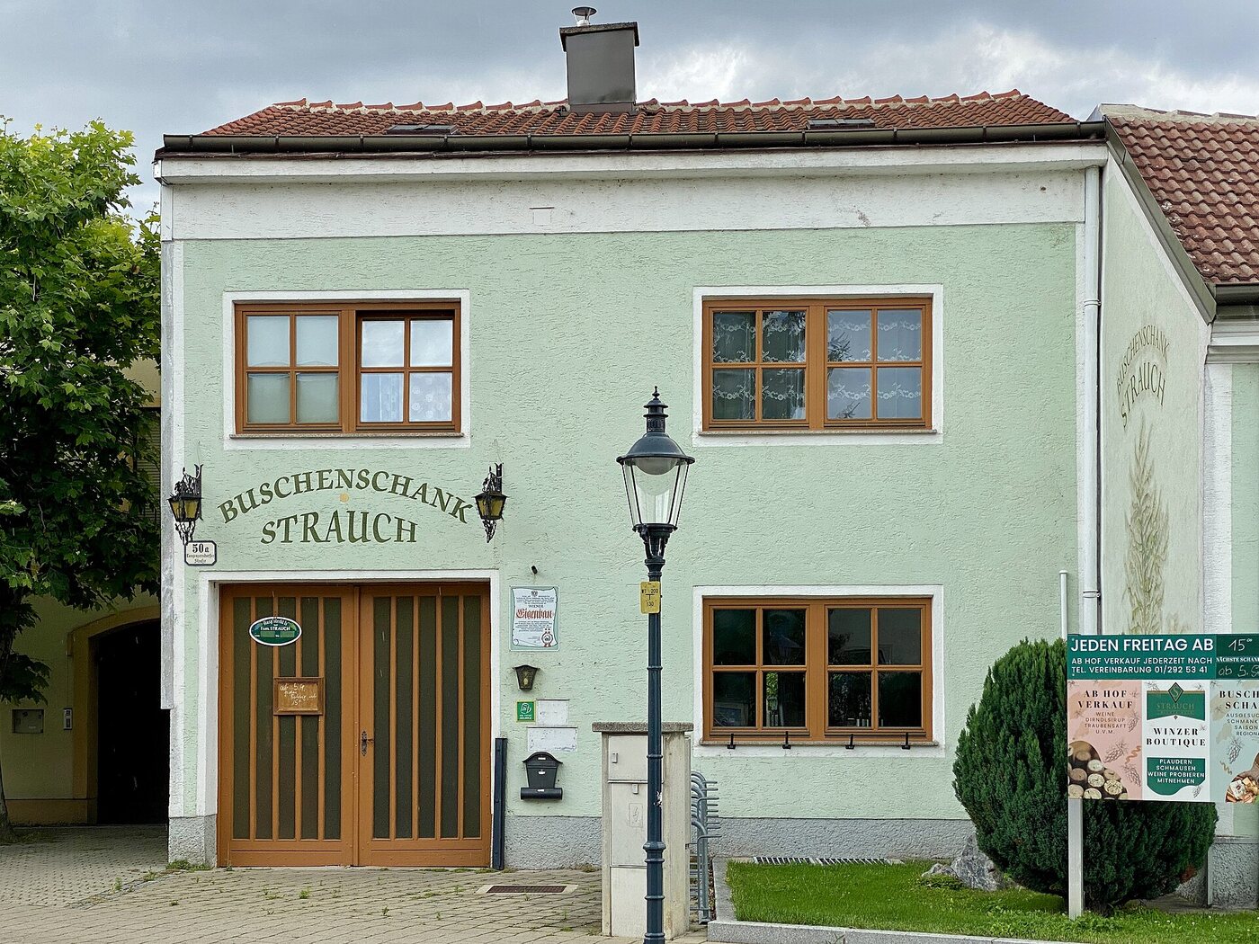 Wein-, Obstgut und Buschenschank Familie Strauch