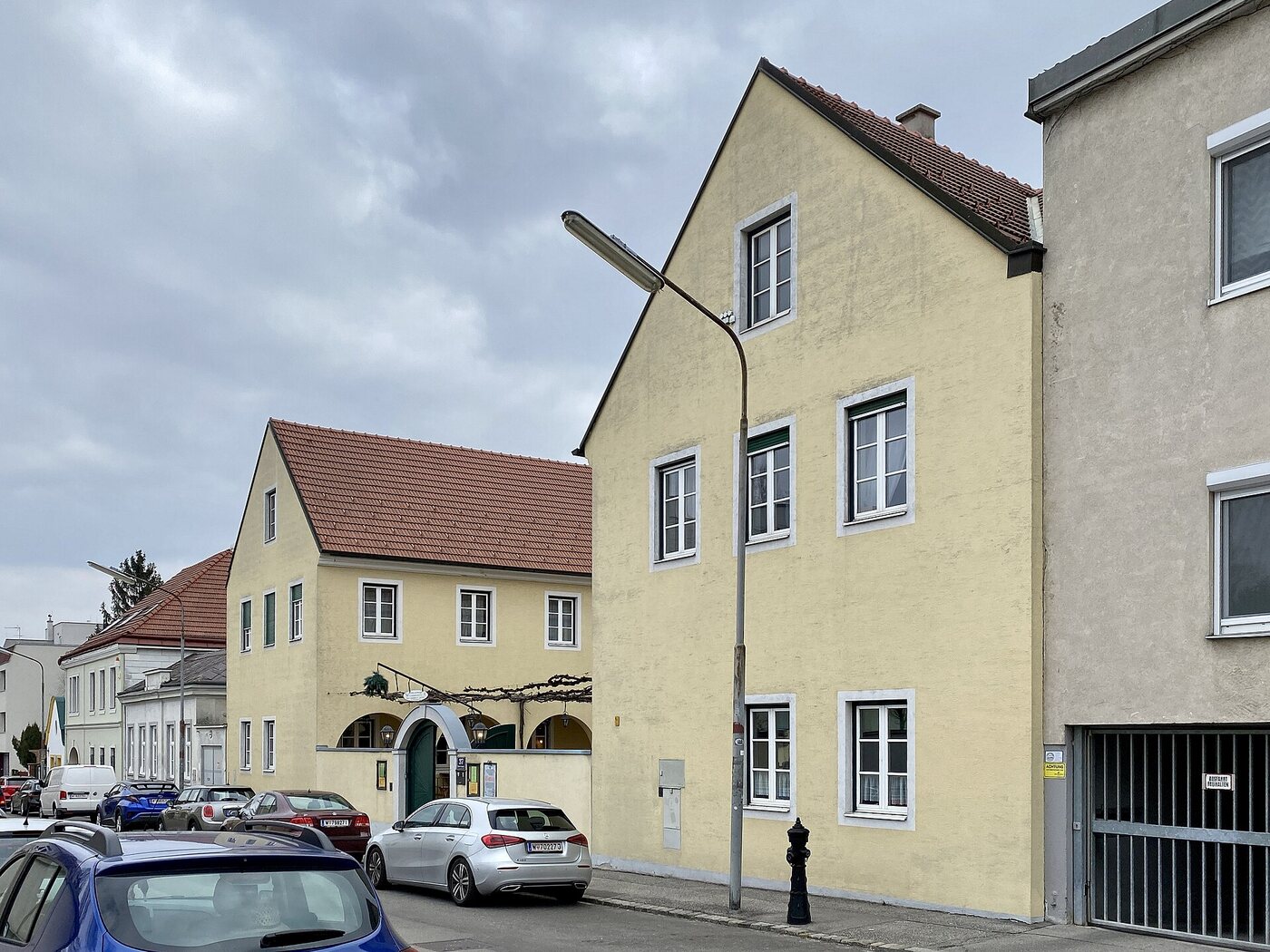 Weinbau und Heuriger Weindorfer