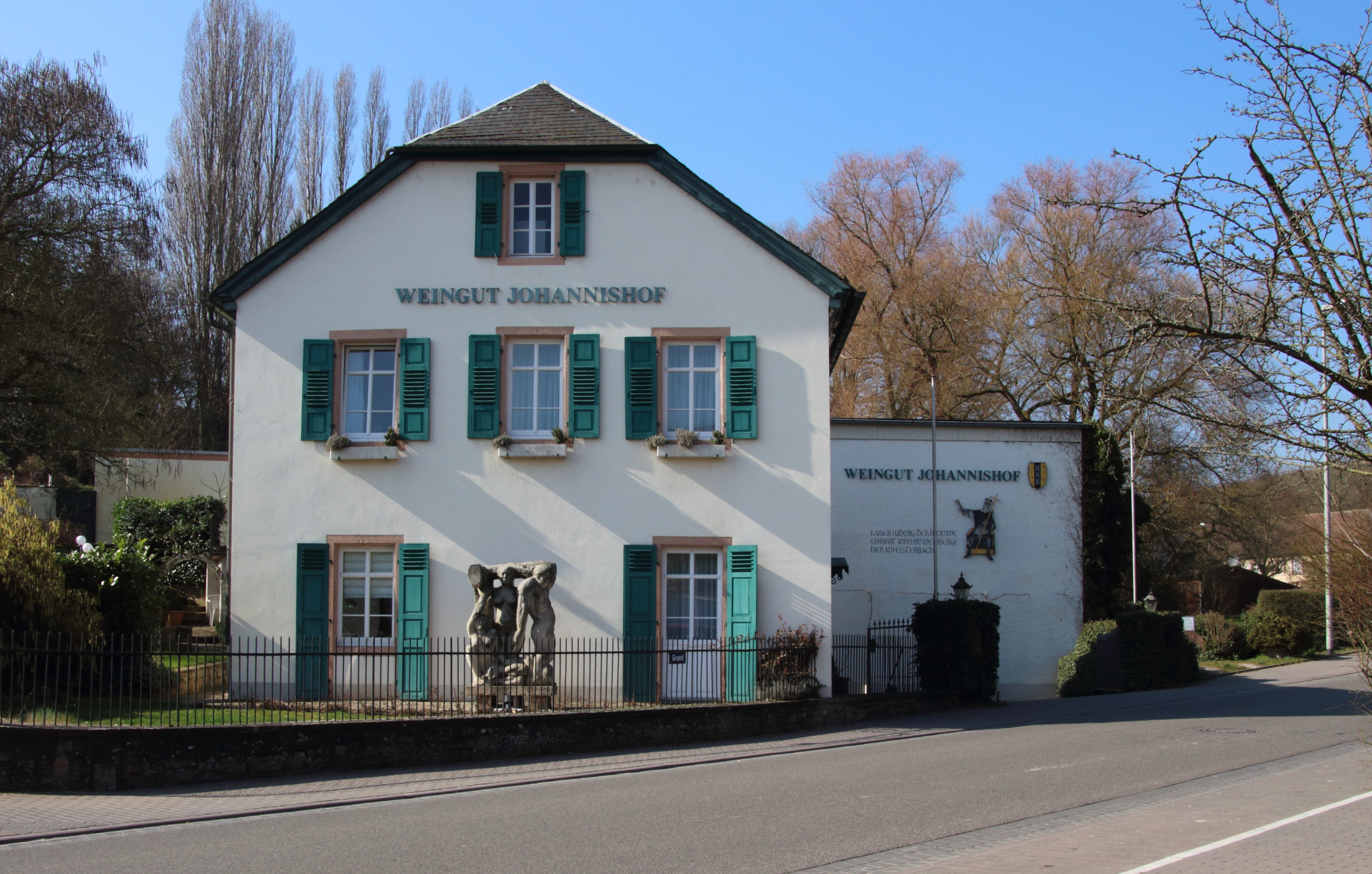 Weingut Johannishof Eser